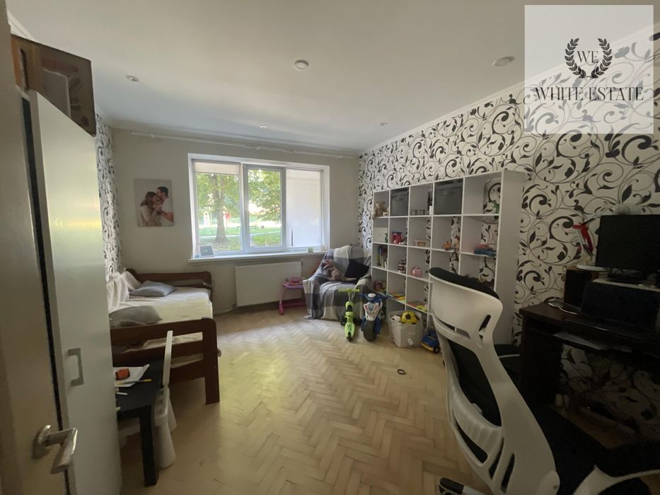 Продаж 5 кім. квартири по вул Київська