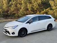 Avensis 2018r. 1.8 SELECTION Led Krajowy Serwis Kamera Grzane Fotele