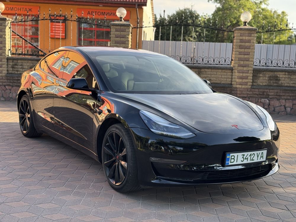 Tesla model 3 Dual motor