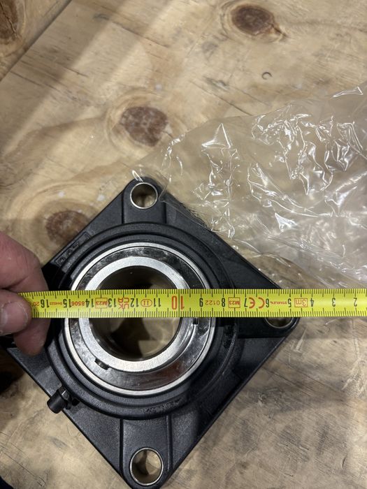 Łożysko suc 208 f208 40mm