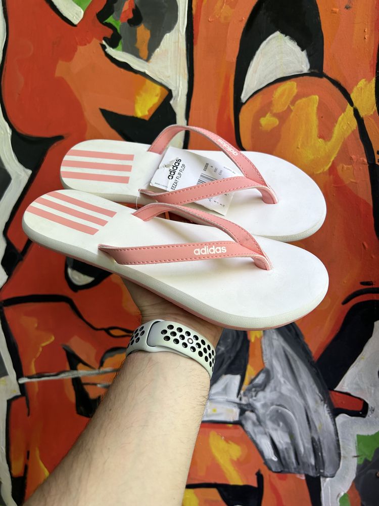 Adidas шлепки 39 размер серо-персиковые сланцы вьетнамки