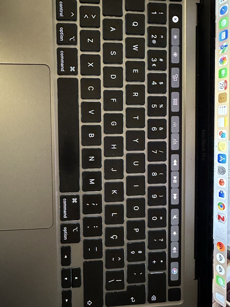 Macbook Pro 13- Inch, M1 2020