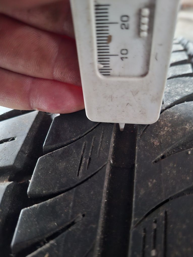 Opony letnie 195/65R15 Semperit