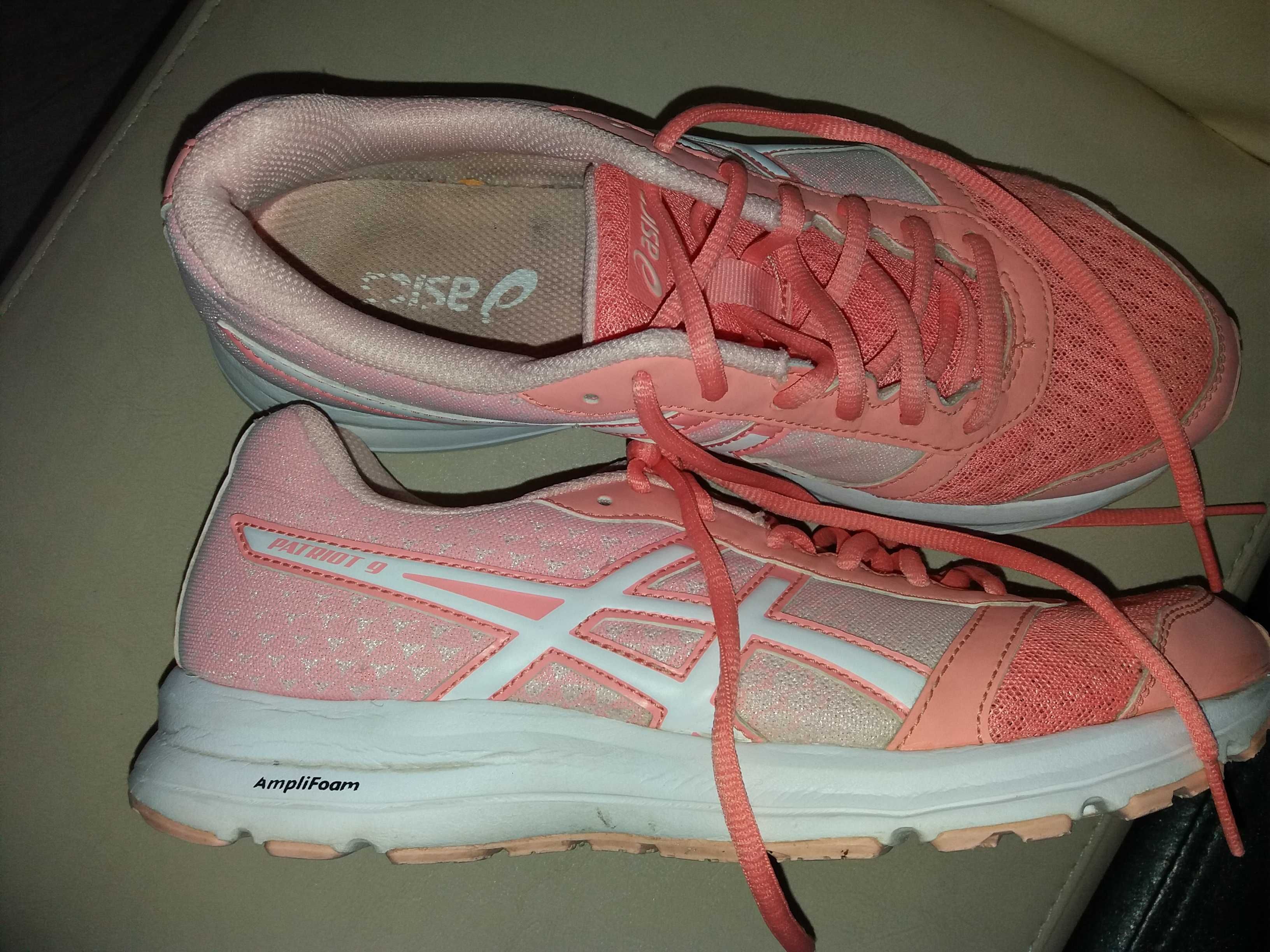 Asics 39,5 buty sportowe Patriot 9 łososiowe