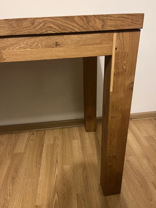 Solidny drewniany stół 100 cm x 60 cm