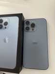 Iphone 13 pro w kolorze niebieskim wraz z pudelkiem