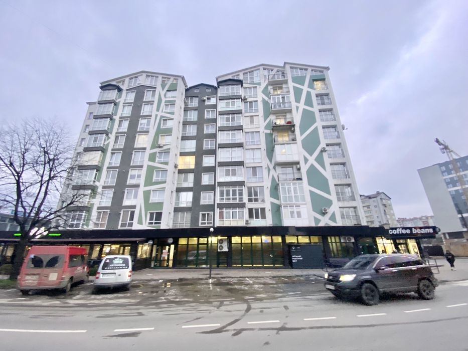 Продається комерційне приміщення.Терміново! 354 м². Офіси. ТЦ. 550$/м²