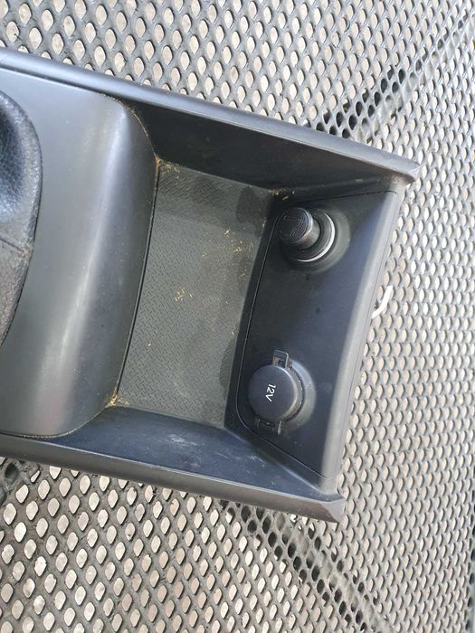 Panel ramka zapalniczka mieszek Hyundai i30 2008 r