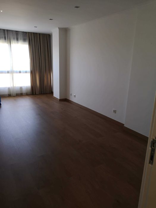 Apartamento T2 - Paio Pires - arrendamento