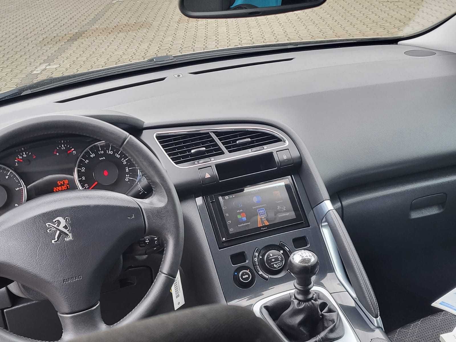 Peugeot 3008 1.6 e-HDI, stan bdb
