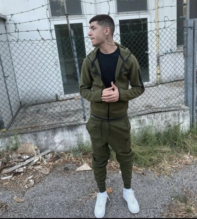 Nike Tech Fleece - Komplet/Set