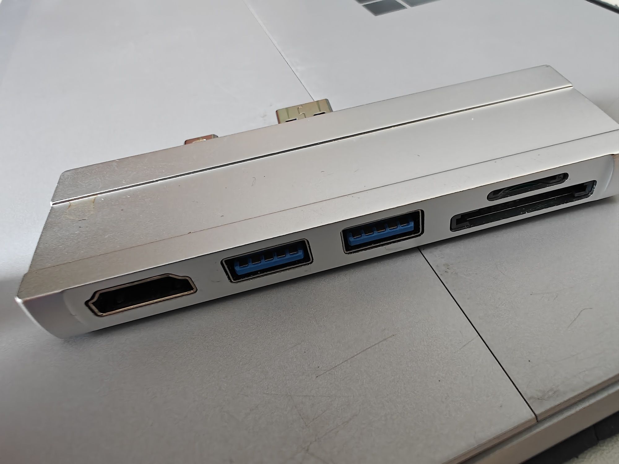 Tablet microsoft surface pro 1807