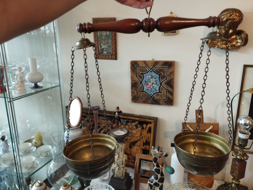 Piękna stara waga mosiężna vintage