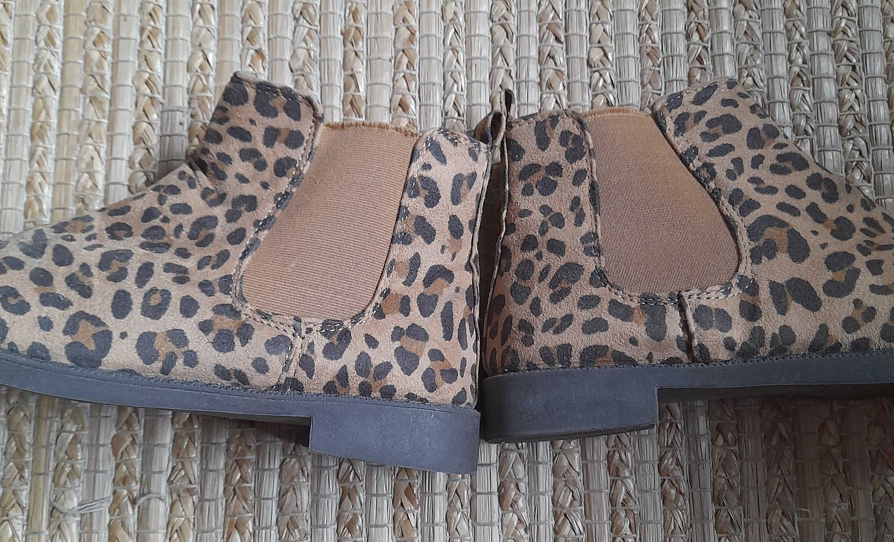 Botas sandálias em pele novas 39 vince camuto