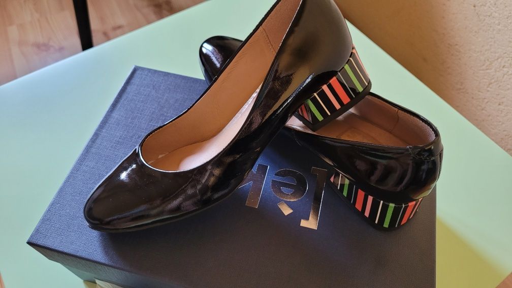Buty damskie skóra lakierki. Roz. 36 Firmowe EKS. Nowe.