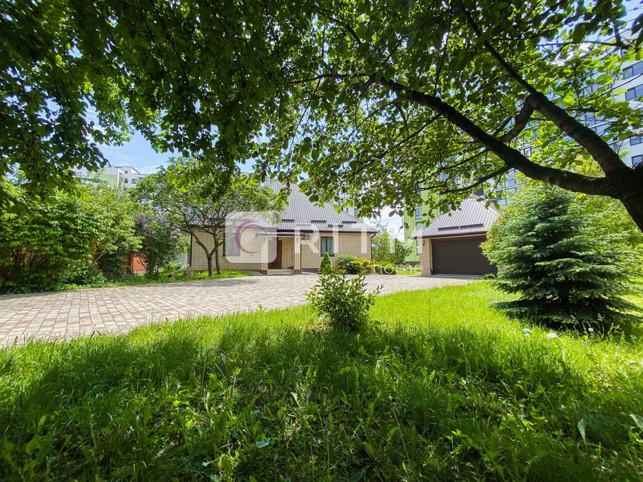 Продаж будинку — Луцьк, 25 сотих землі | вул. Даньшина