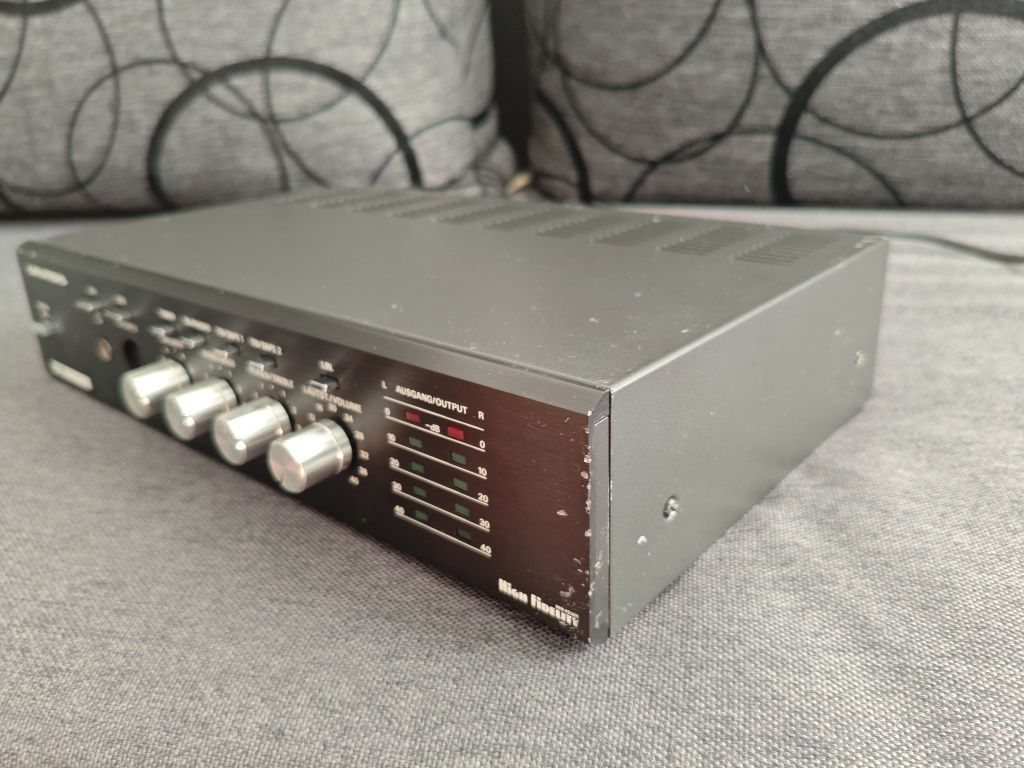 Wzmacniacz grundig v20