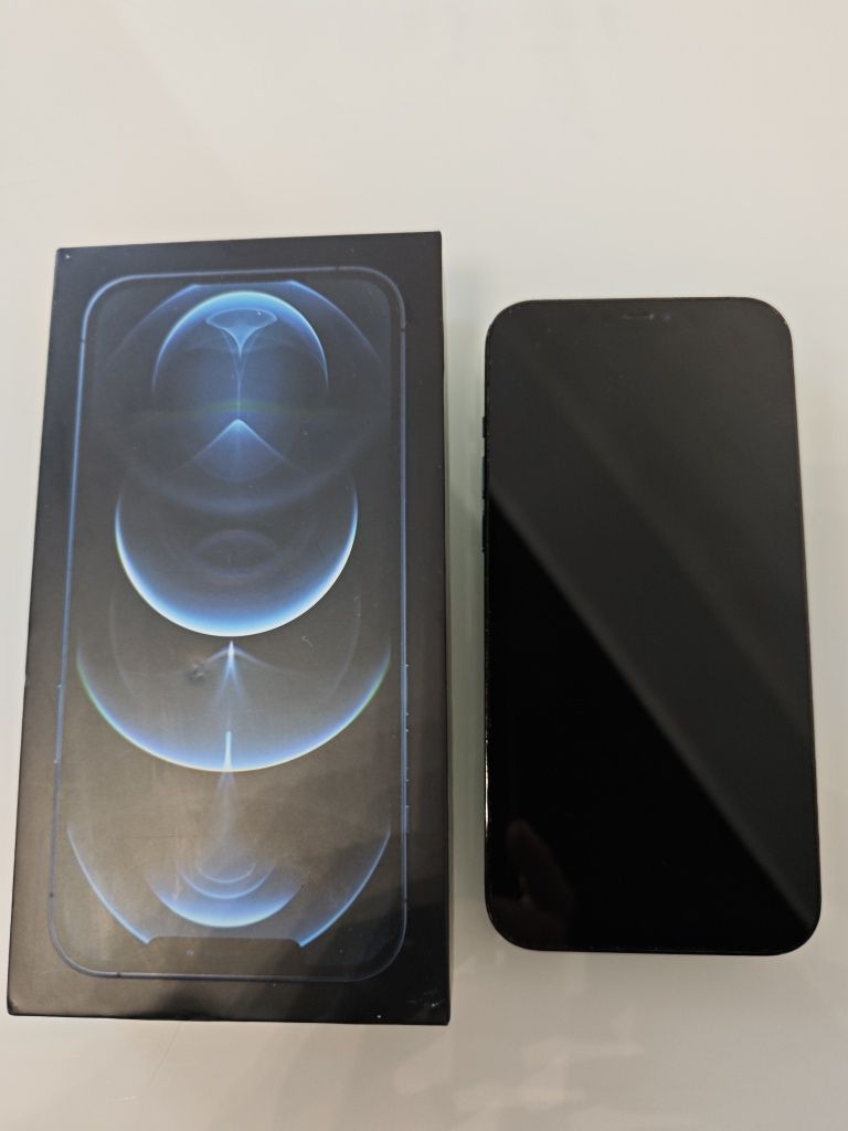 Продам iPhone 12 pro max 256gb