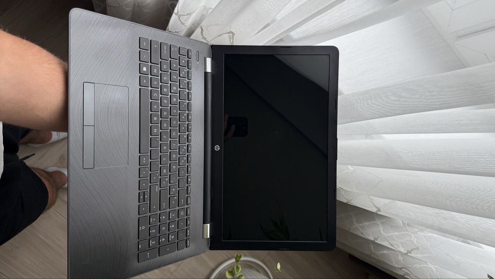 Ноутбук HP DESKTOP / ноут / ноутбук