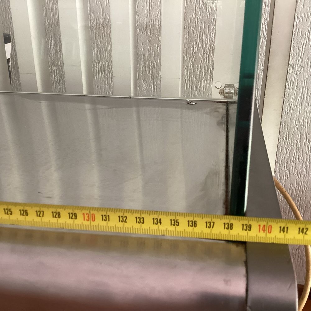 Vitrine com  refrigeração  ( saladette)