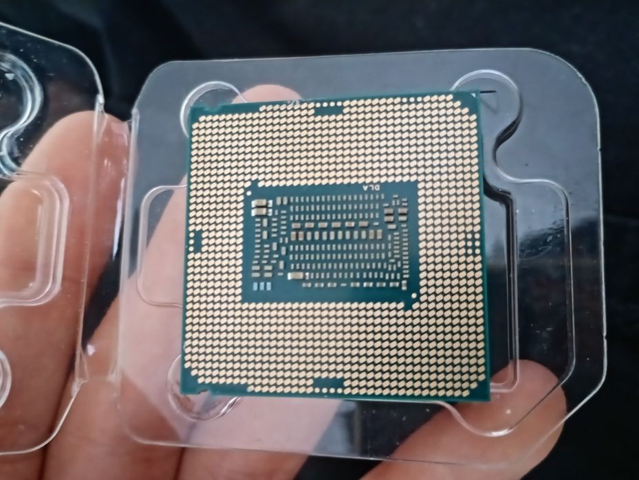 Procesor Intel Core i5 unlocked i5-9600K 3.70GHZ