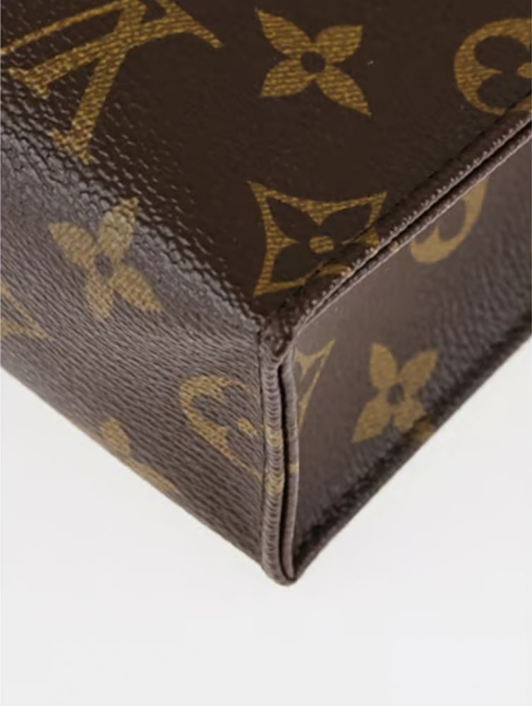 LOUIS VUITTON Monogram Canvas