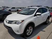 TOYOTA RAV4 XLE 2014 року випуску