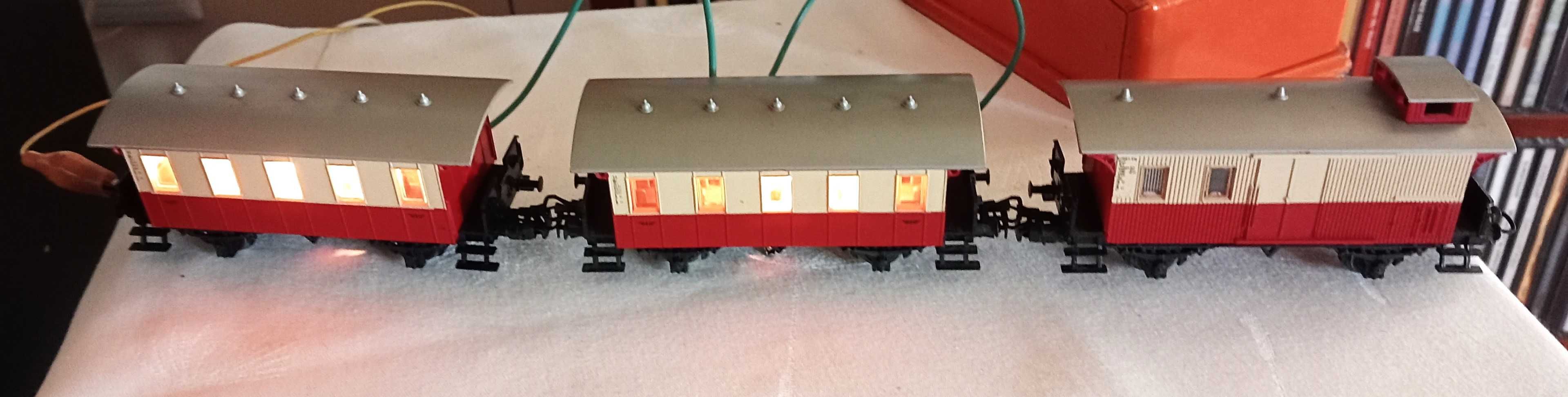 MARKLIN carruagens 4107 + 4108 com iluminação