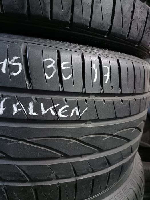 Pneus  245/35/17