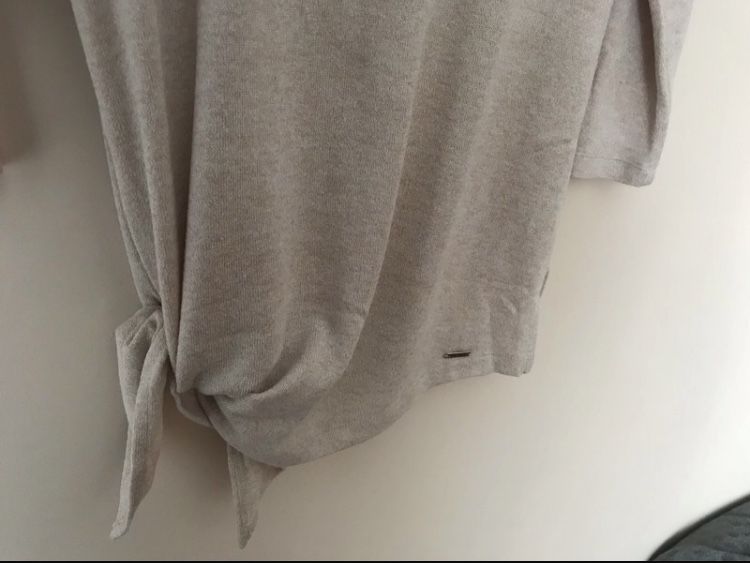 Asymetryczny sweter z możliwością wiązania mohito basic XS rękaw 3/4