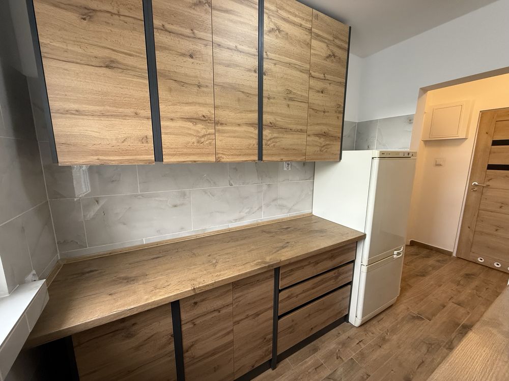M3 ostatni grosz 6 pirętro , winda