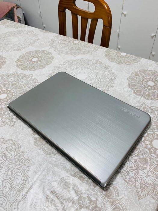 Computador Toshiba avariado