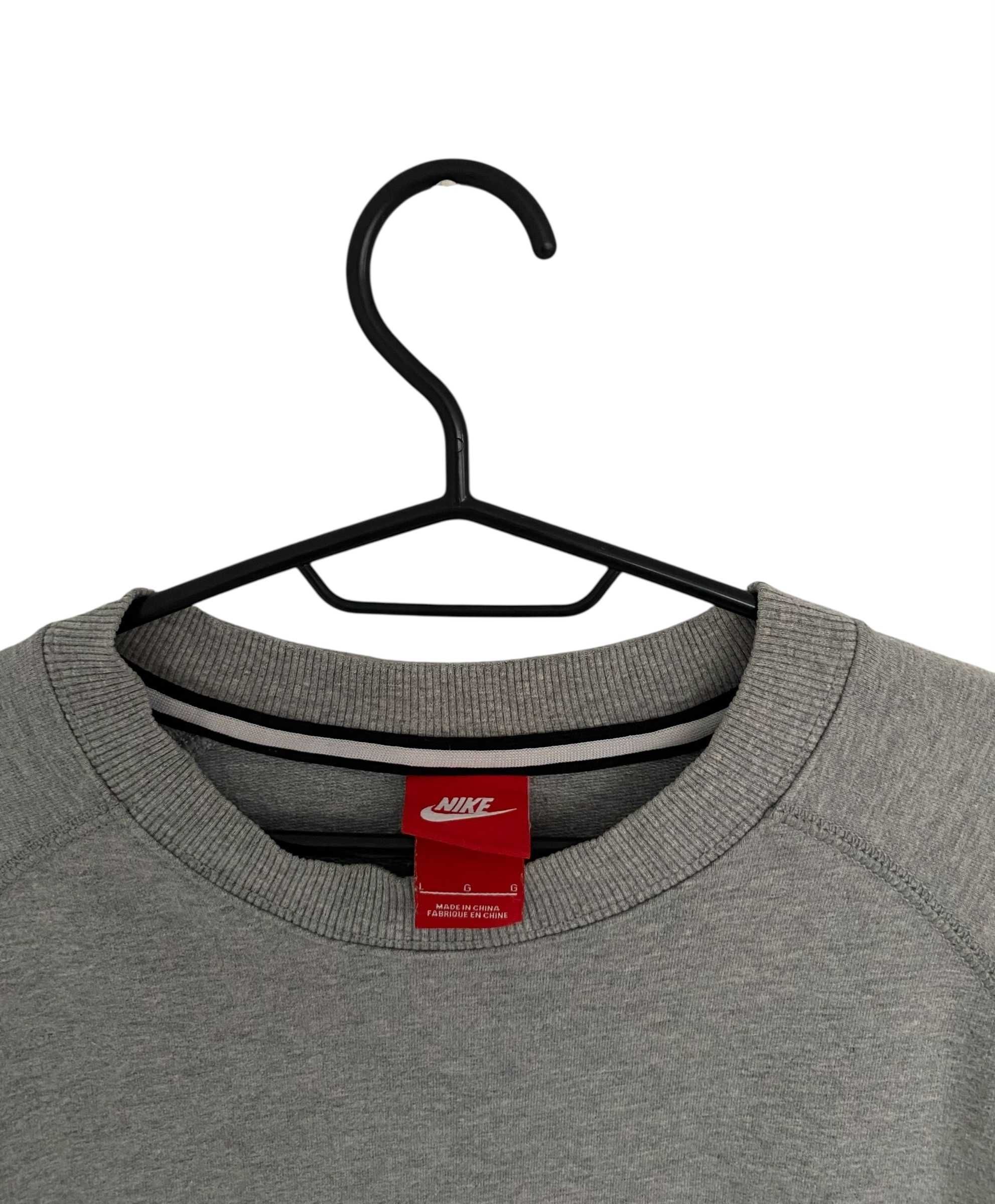 Nike spellout crewneck, rozmiar L, stan bardzo dobry