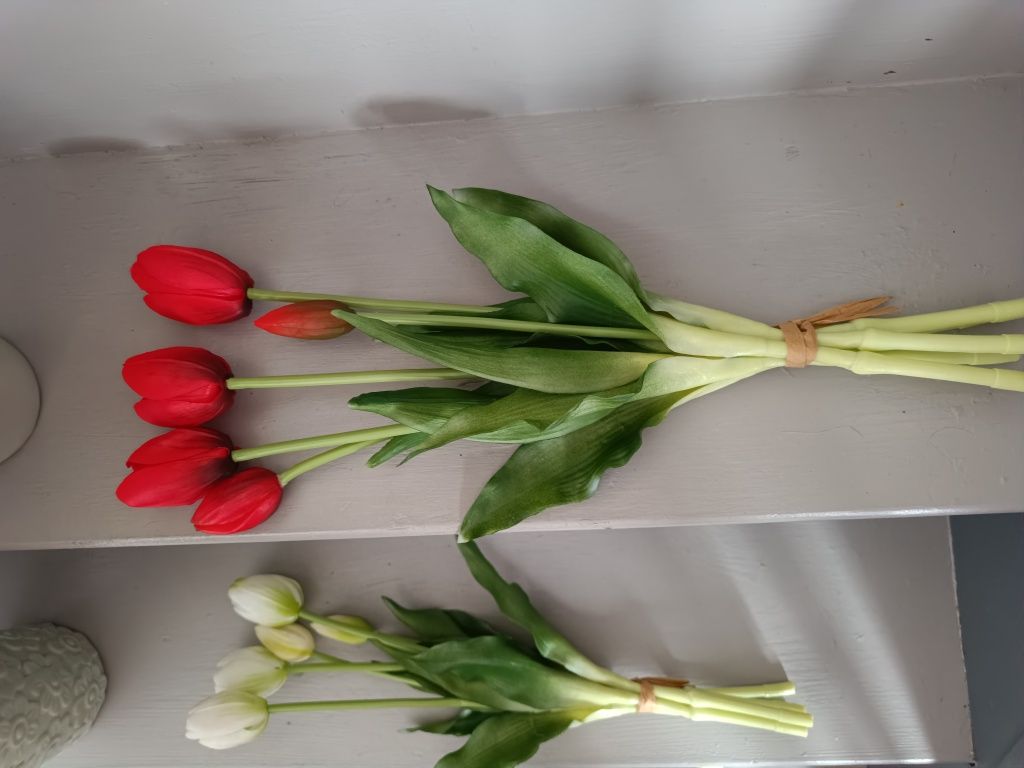 Pęczek silikonowych tulipanów białe jak żywe