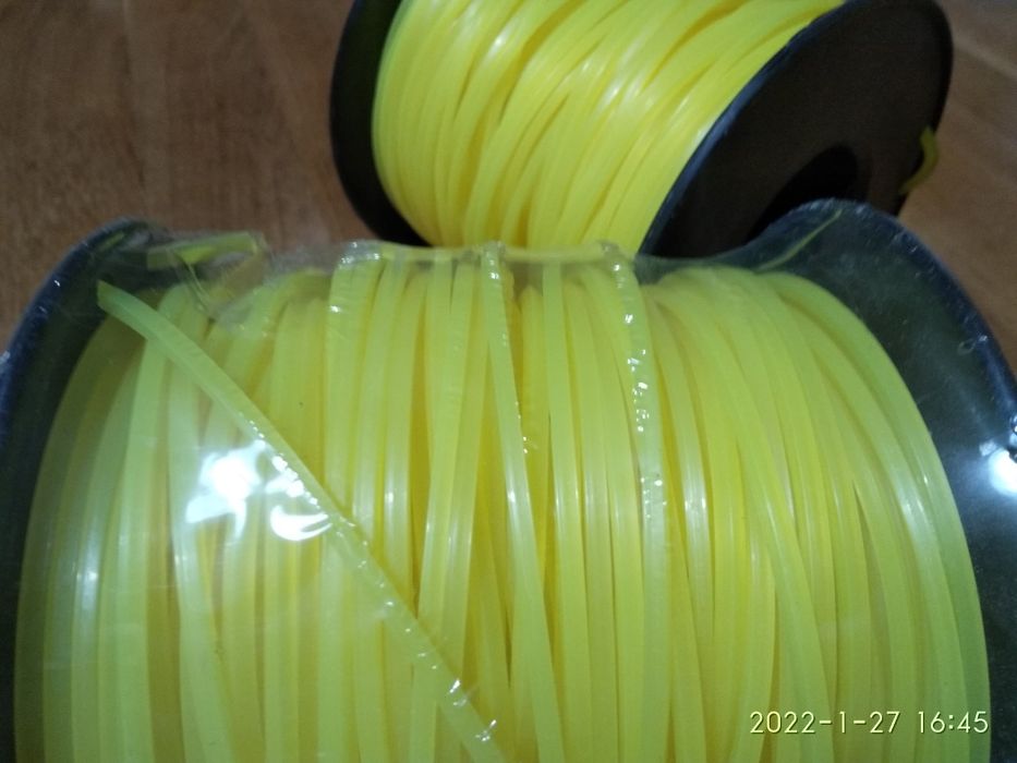 Żyłka kwadrat 2,7 -63metry szpula  do koszenia trawy