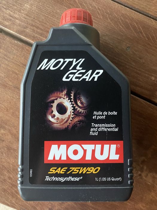 Motul 75W90 1L olej przekladniowy