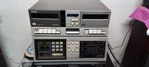 Akai HX-M313W plus Akai AV-M313