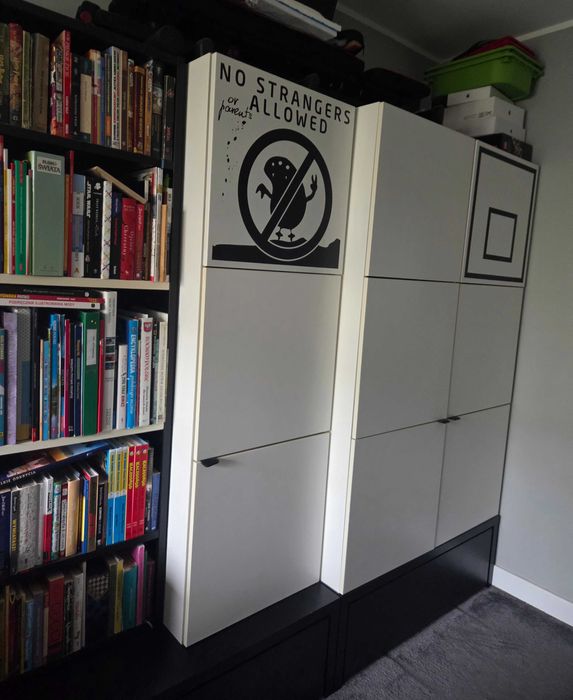 Używane meble VOX Yong Users