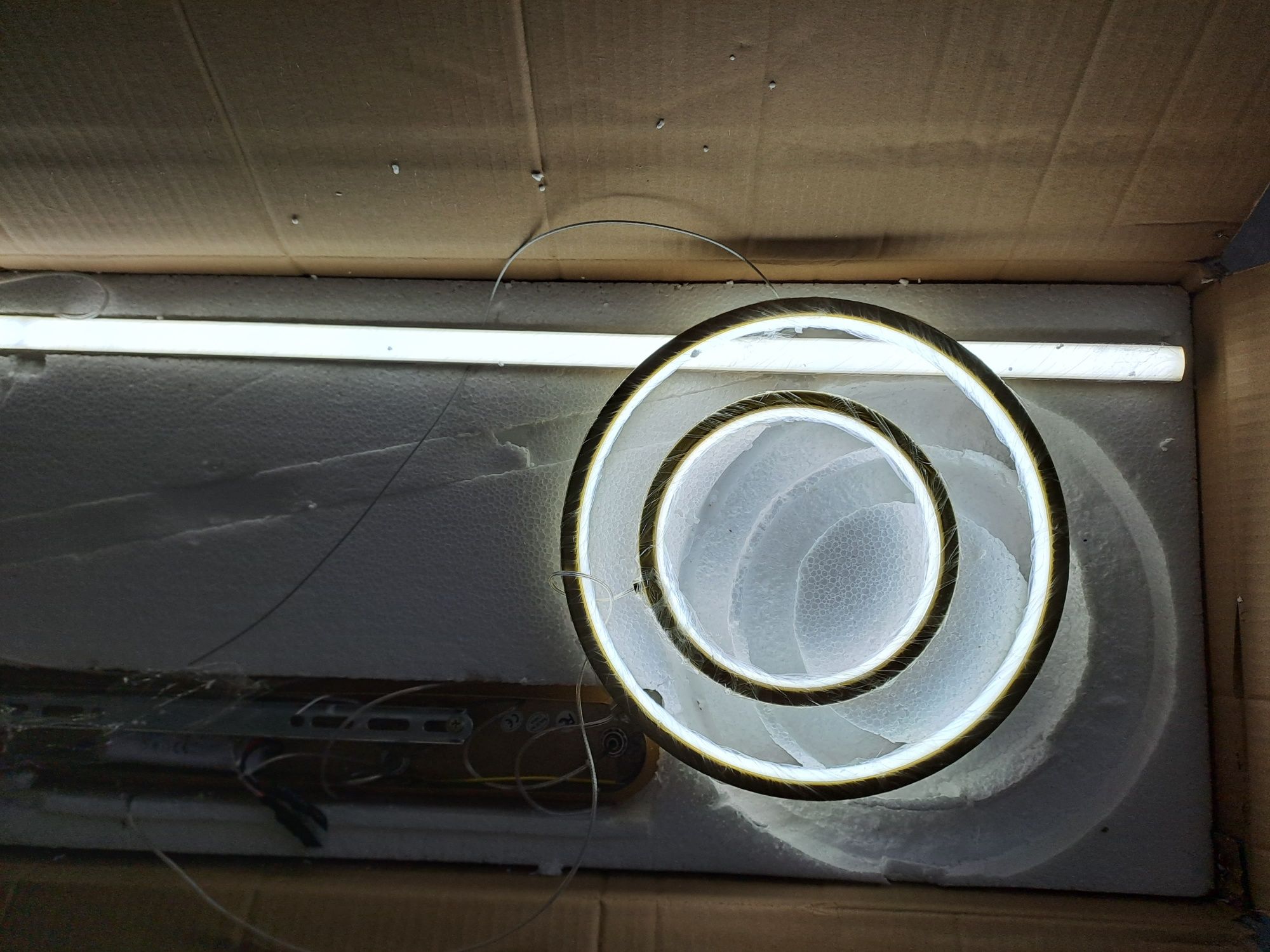 Nowoczesna lampa sufitowa okręgi złote