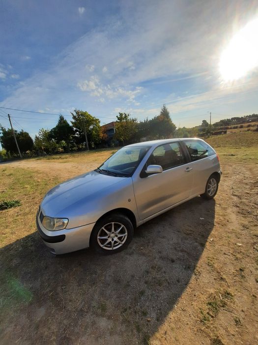 Seat ibiza 1400 cl.  De 2001