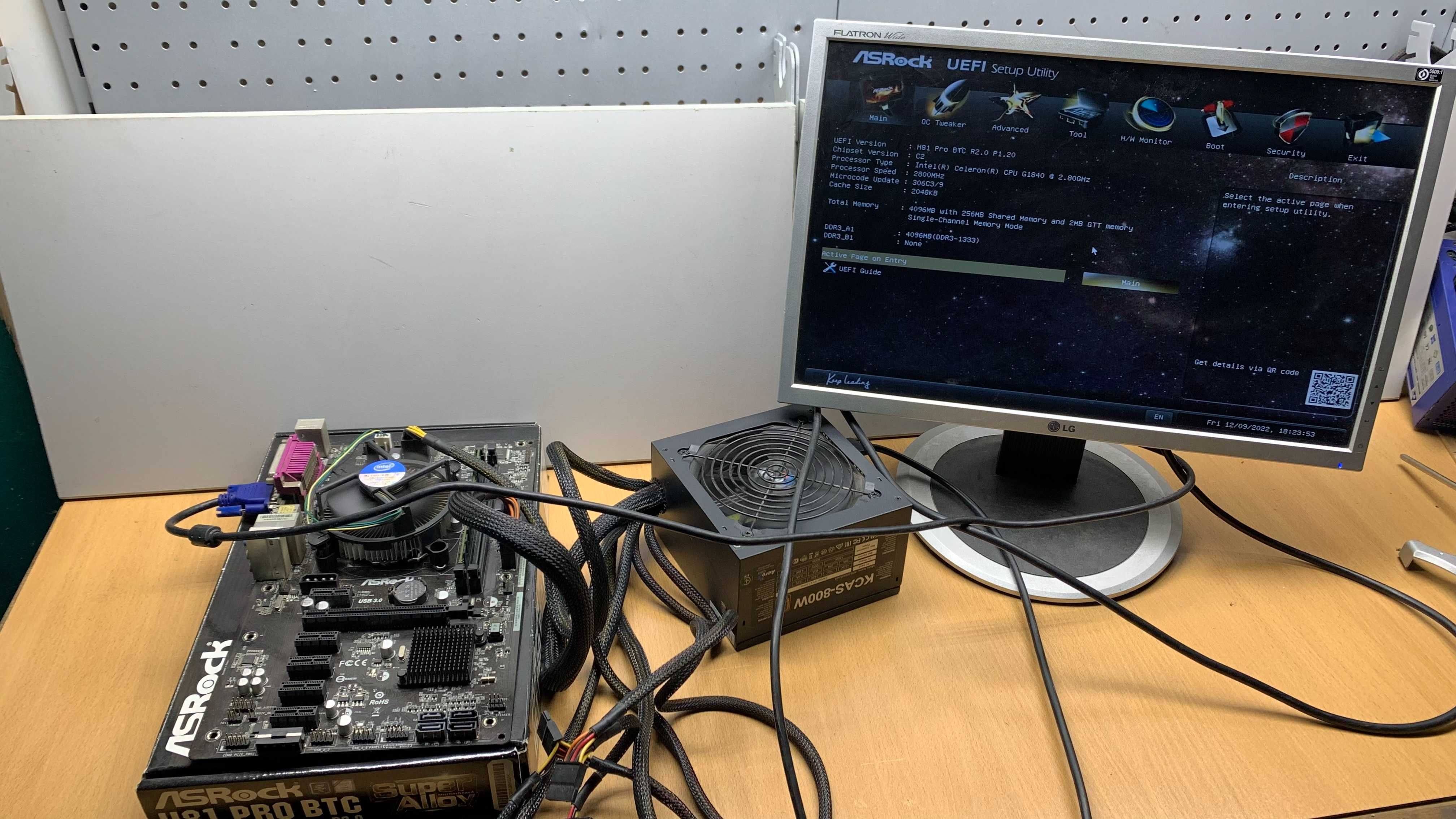 ASRock H81 1150 +Процессор + оперативка 4 гб  Отличное состояние