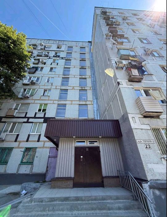 Сдам 1 комнатную квартиру на ж/м Тополь 2 возле Сельпо.