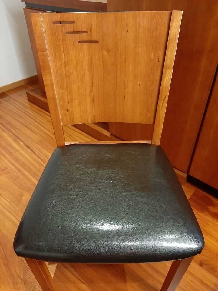 Sala de jantar completa