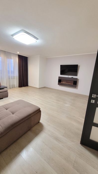 Видовая 3-х кв. Метро! Сертифікат!