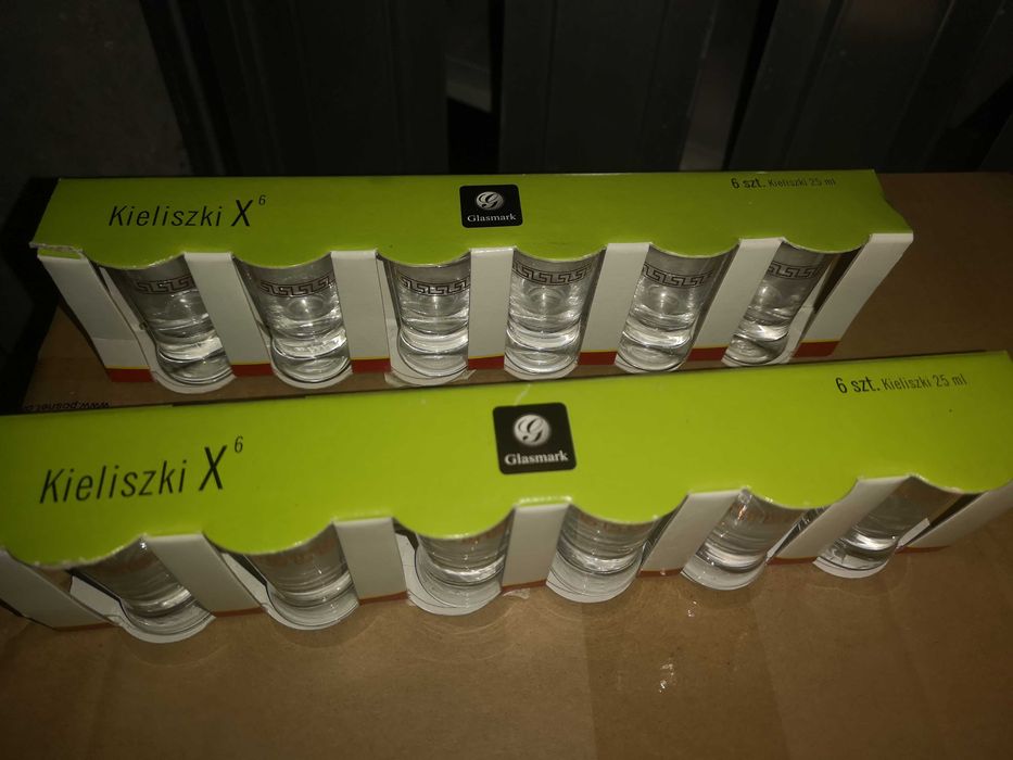 Kieliszki do wódki Galsmark ze złotym wzorem