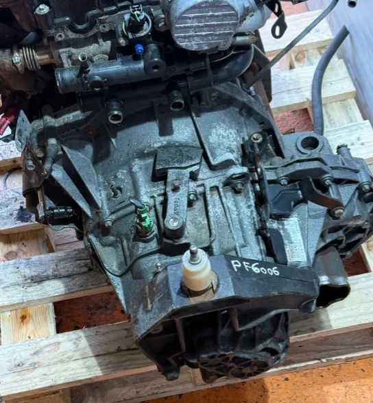 Caixa de Velocidades Renault Master 2.5 DCI Ref: PF6006 Ano 2010