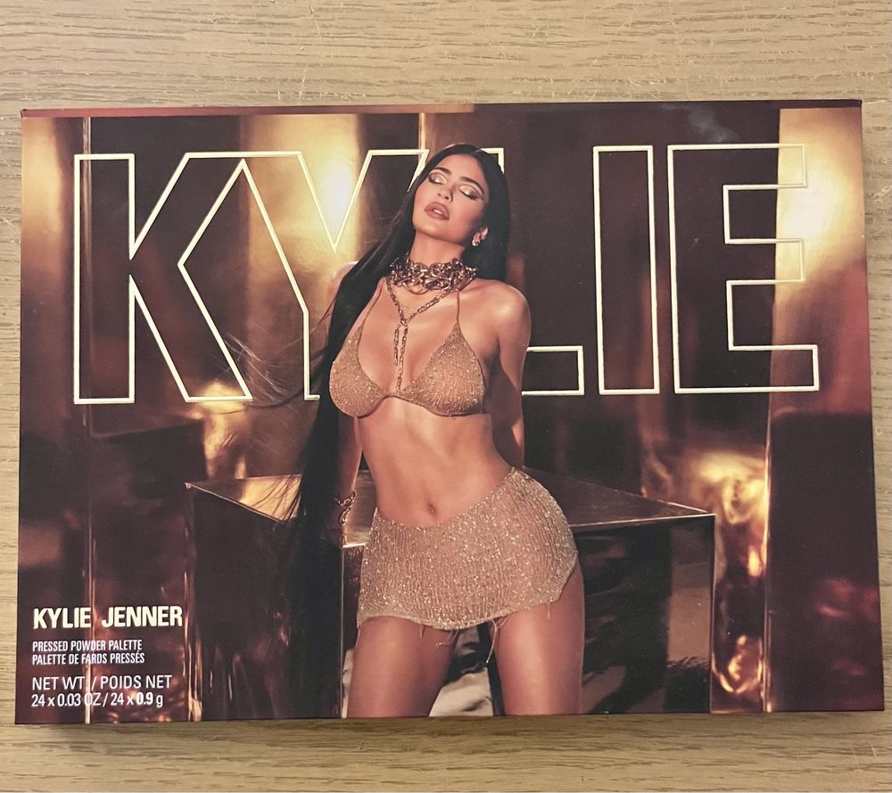 Paleta cieni KYLIE JENNER 24K