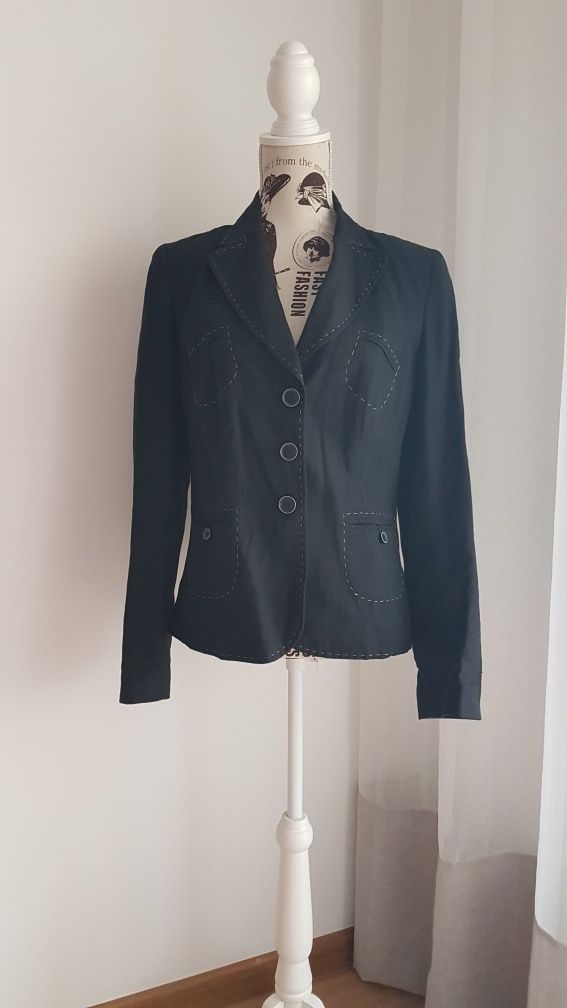 OFERTA PORTES - Casaco Blazer Preto de Linho da Caroll (Nr38)