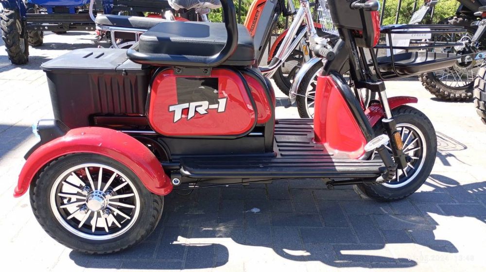 Электроскмокат,трицикл,электроскутер