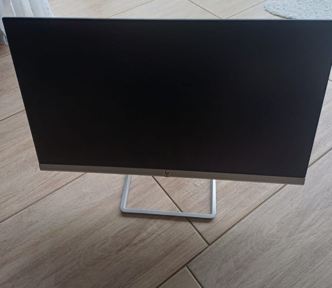 Monitor HP 24F 23,8 " ,  100 Hz ODBIÓR OSOBISTY